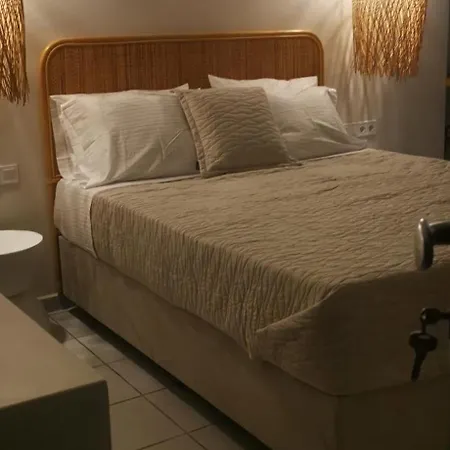 Mairy Apartment Ano Syros